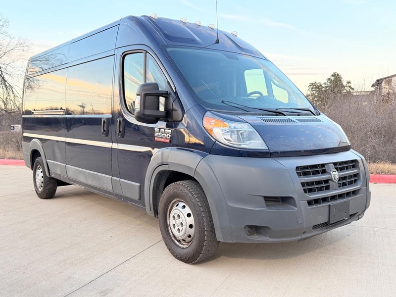 Ram ProMaster Cargo Van Vehicle Full-screen Gallery Image 08