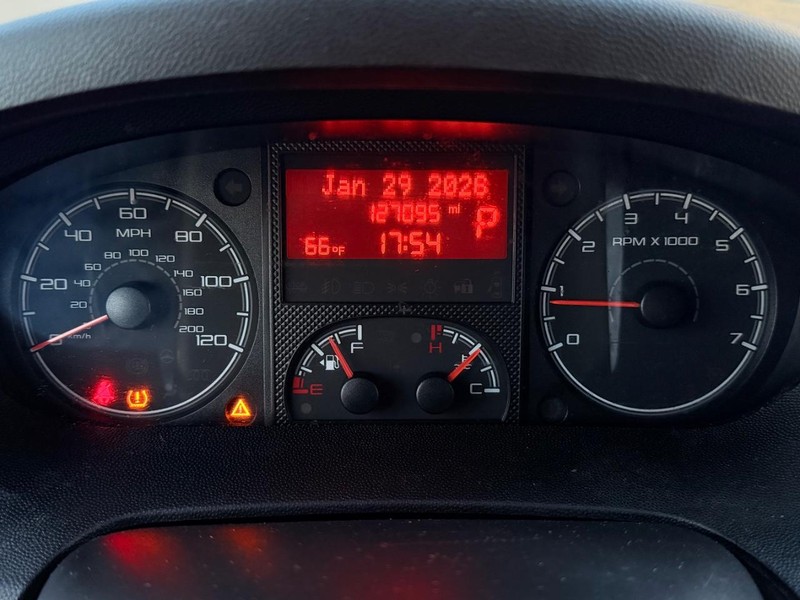 Ram ProMaster Cargo Van Vehicle Full-screen Gallery Image 16