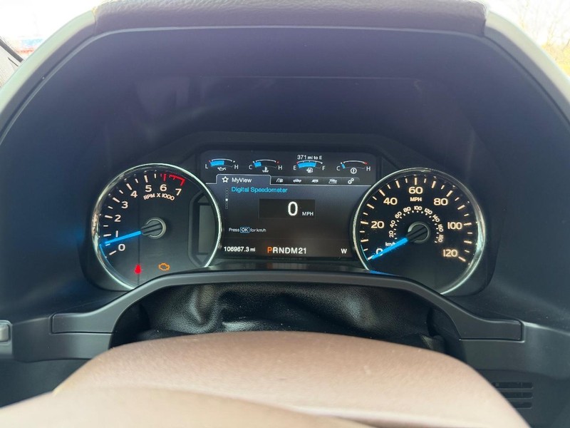 Ford F-150 Vehicle Full-screen Gallery Image 13