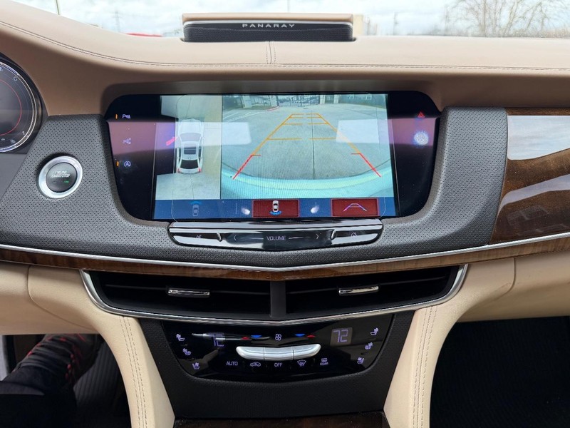 Cadillac CT6 Sedan Vehicle Full-screen Gallery Image 14