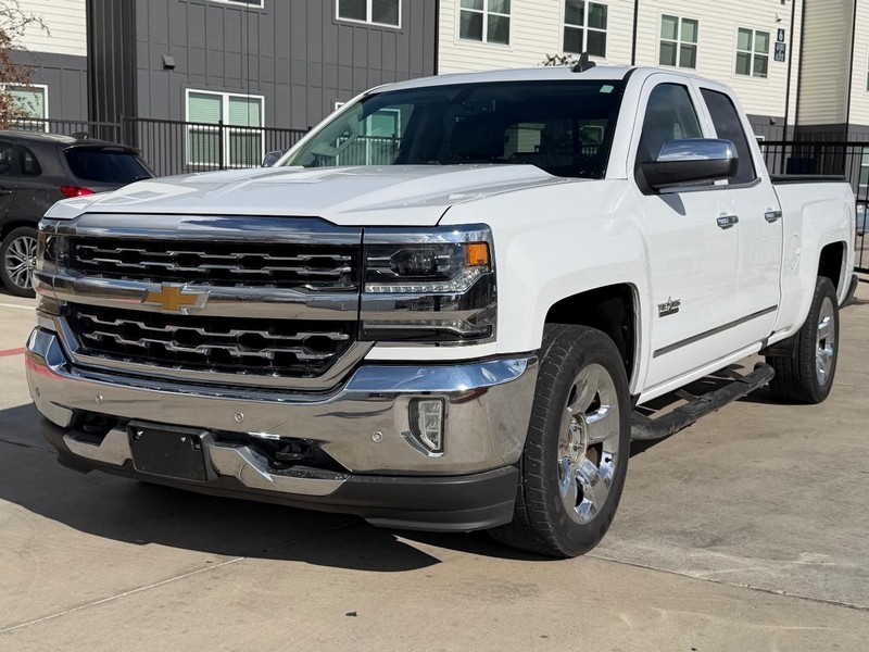 Chevrolet Silverado 1500 Vehicle Full-screen Gallery Image 02