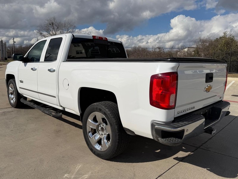 Chevrolet Silverado 1500 Vehicle Full-screen Gallery Image 04