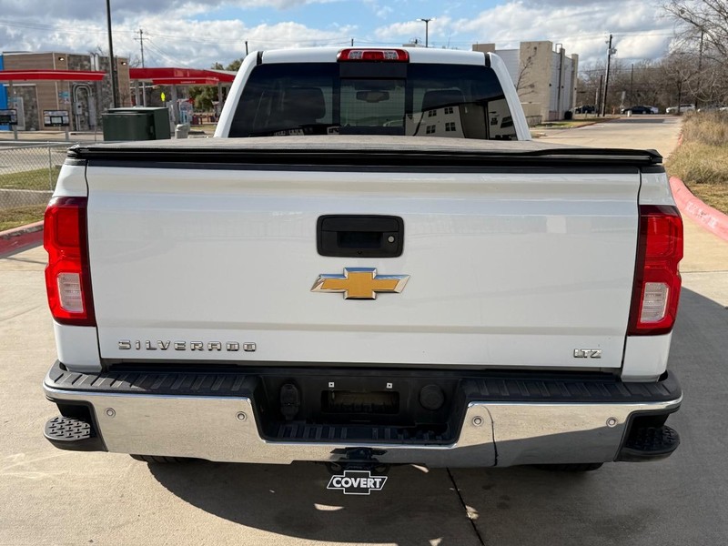 Chevrolet Silverado 1500 Vehicle Full-screen Gallery Image 05