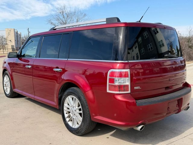 Ford Flex Vehicle Full-screen Gallery Image 04