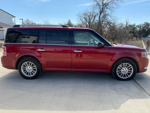Ford Flex Vehicle Full-screen Gallery Image 07