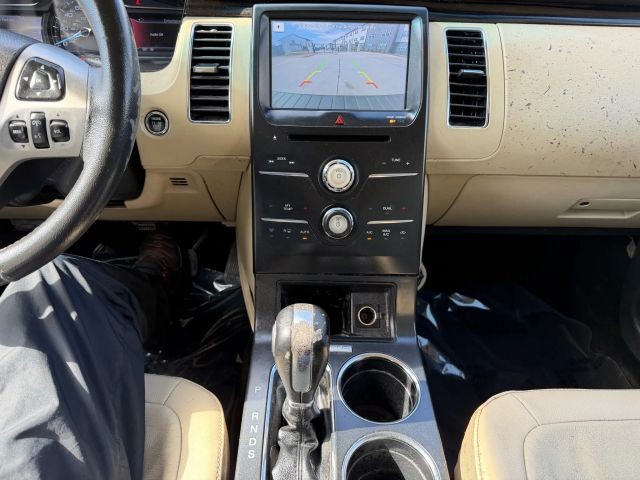 Ford Flex Vehicle Full-screen Gallery Image 14