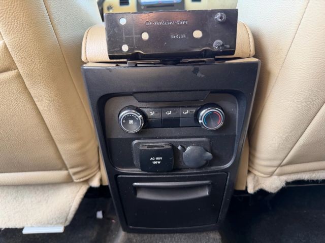 Ford Flex Vehicle Full-screen Gallery Image 18