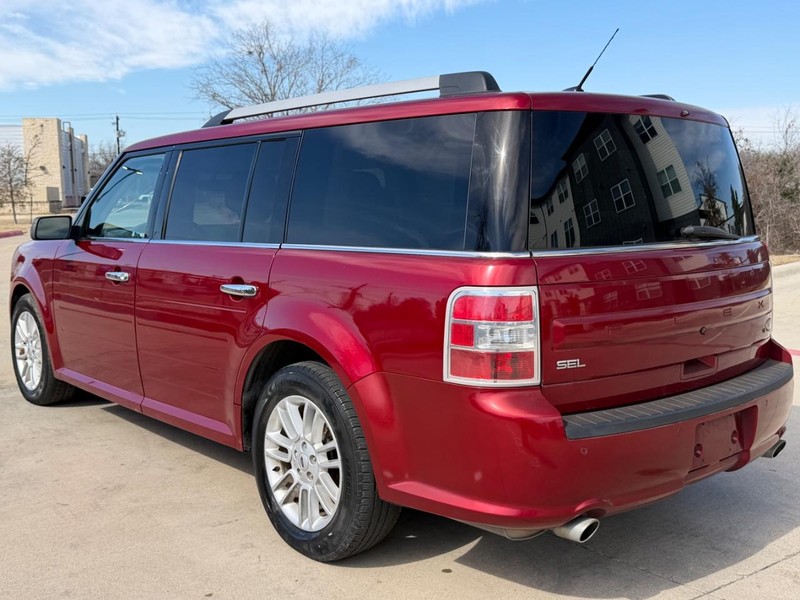 Ford Flex Vehicle Full-screen Gallery Image 04