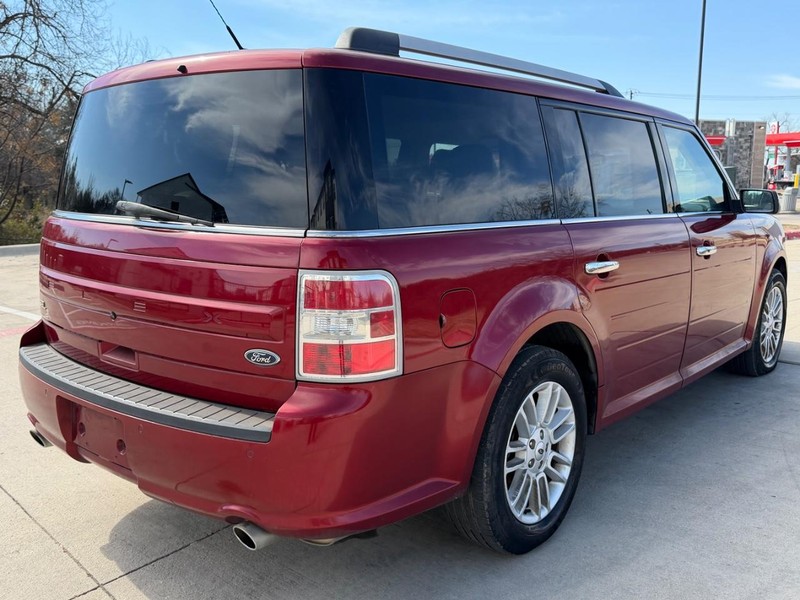 Ford Flex Vehicle Full-screen Gallery Image 06