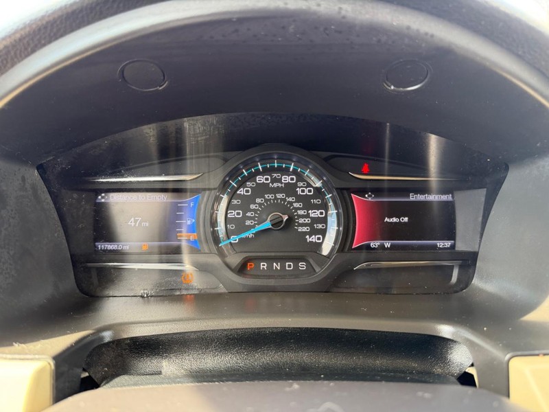 Ford Flex Vehicle Full-screen Gallery Image 13