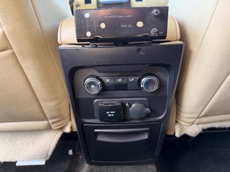 Ford Flex Vehicle Full-screen Gallery Image 18