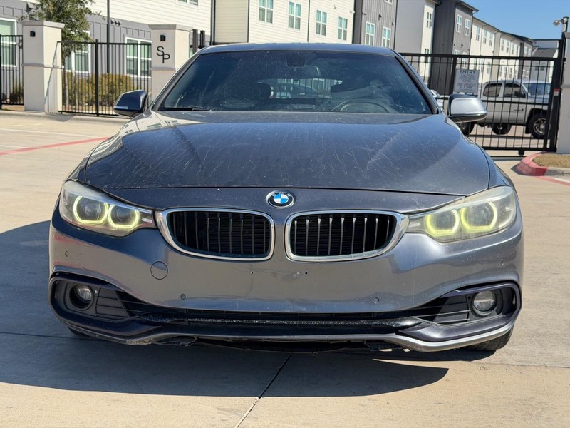 BMW 4 Series Vehicle Full-screen Gallery Image 10