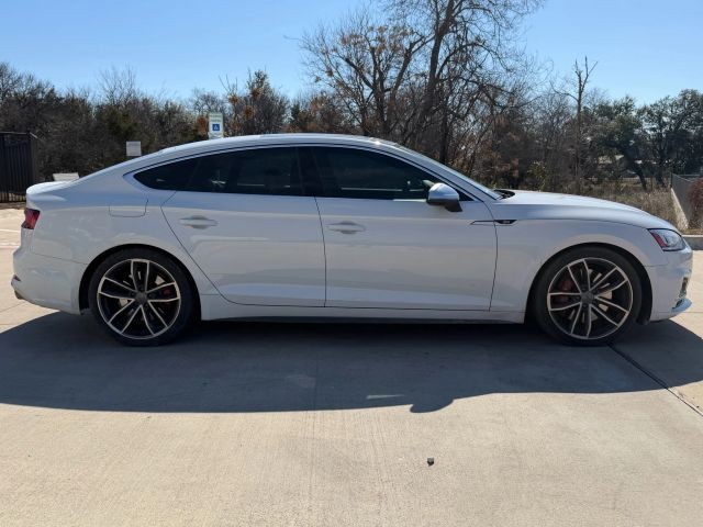 Audi S5 Sportback Vehicle Full-screen Gallery Image 07