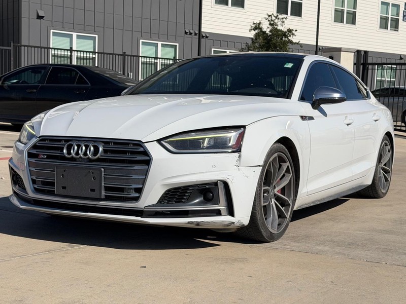 Audi S5 Sportback Vehicle Full-screen Gallery Image 02