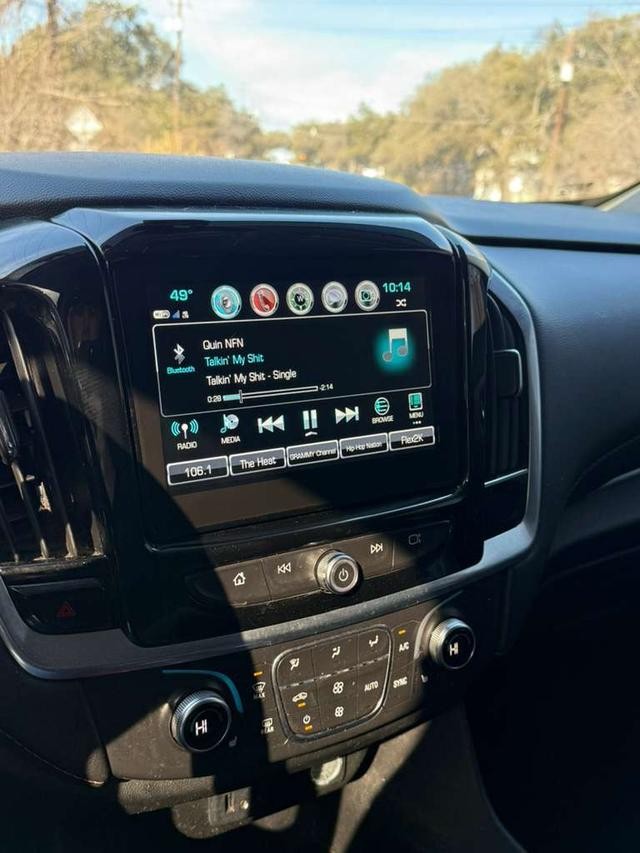 Chevrolet Traverse Vehicle Full-screen Gallery Image 13