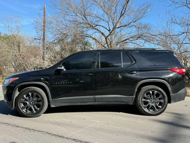 Chevrolet Traverse Vehicle Full-screen Gallery Image 03