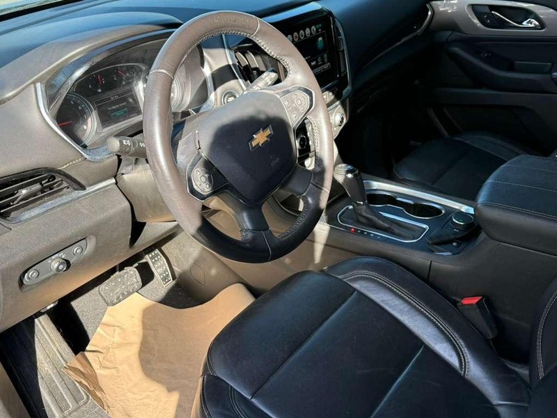 Chevrolet Traverse Vehicle Full-screen Gallery Image 11