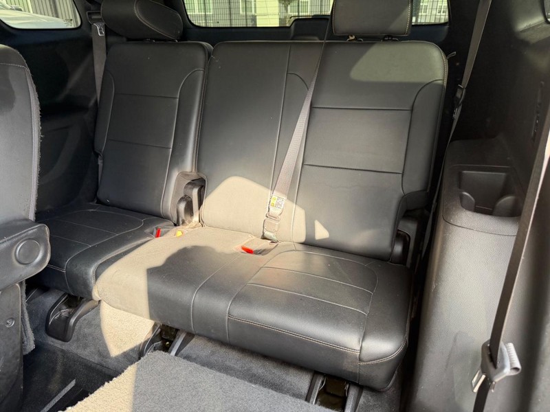 Chevrolet Traverse Vehicle Full-screen Gallery Image 23