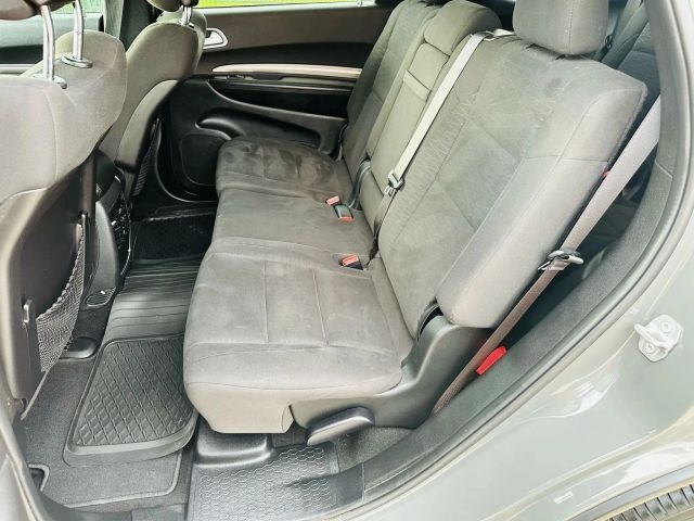 Dodge Durango Vehicle Full-screen Gallery Image 14