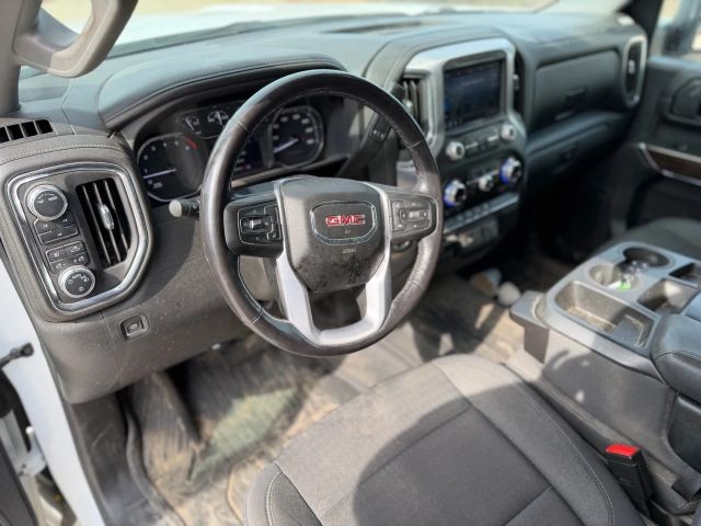 GMC Sierra 2500HD Vehicle Full-screen Gallery Image 13
