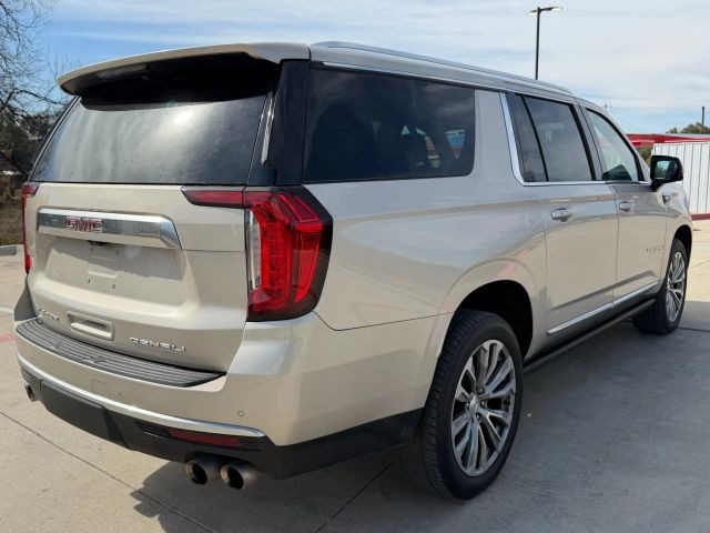 GMC Yukon XL Vehicle Full-screen Gallery Image 05