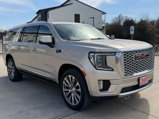 GMC Yukon XL Vehicle Full-screen Gallery Image 07