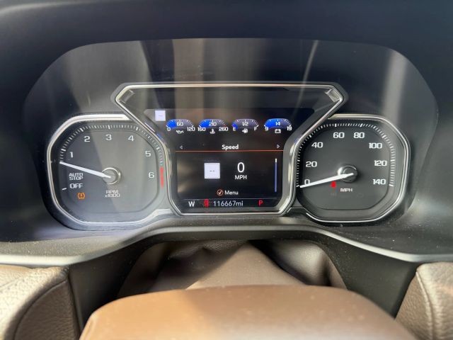 GMC Yukon XL Vehicle Full-screen Gallery Image 12