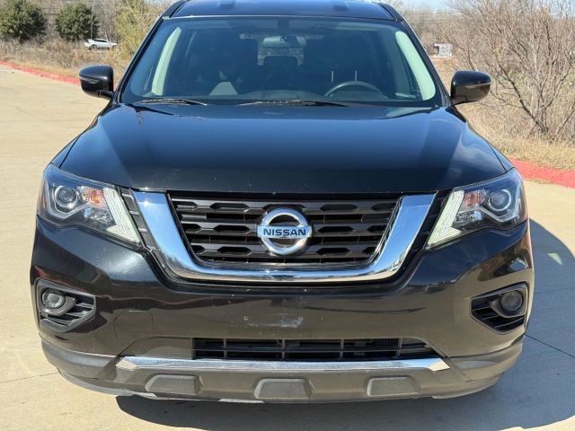 Nissan Pathfinder Vehicle Full-screen Gallery Image 08