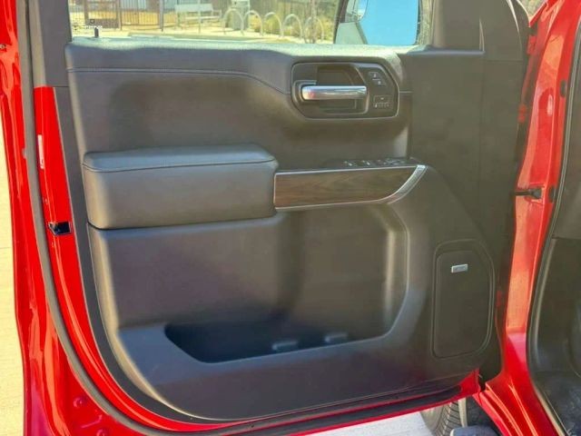 GMC Sierra 1500 Vehicle Full-screen Gallery Image 09