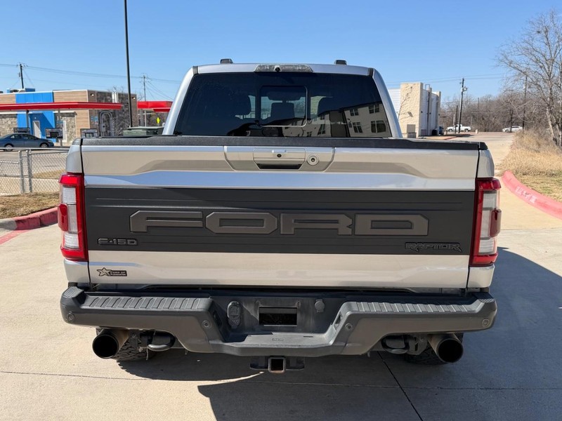 Ford F-150 Vehicle Full-screen Gallery Image 05