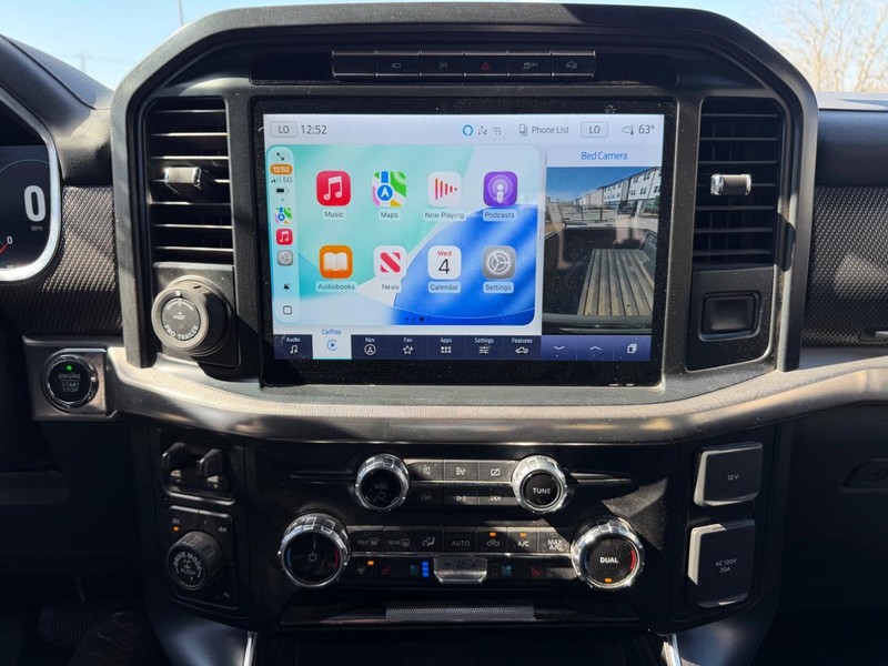 Ford F-150 Vehicle Full-screen Gallery Image 15