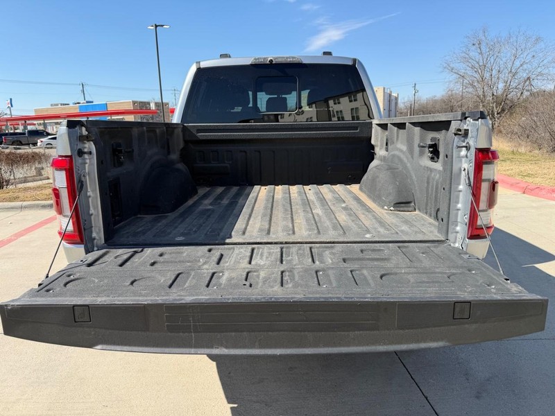 Ford F-150 Vehicle Full-screen Gallery Image 21