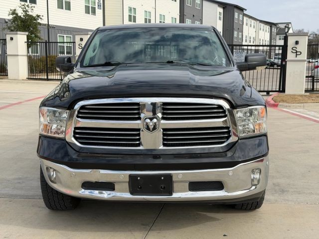 Ram 1500 Vehicle Full-screen Gallery Image 09