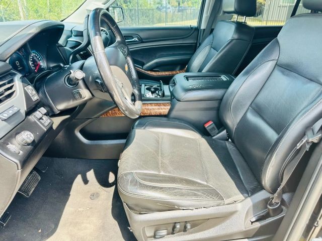 Chevrolet Tahoe Vehicle Full-screen Gallery Image 12