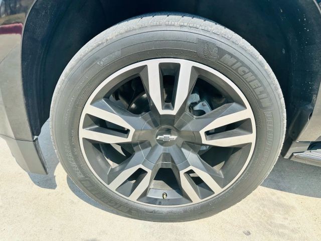 Chevrolet Tahoe Vehicle Full-screen Gallery Image 23