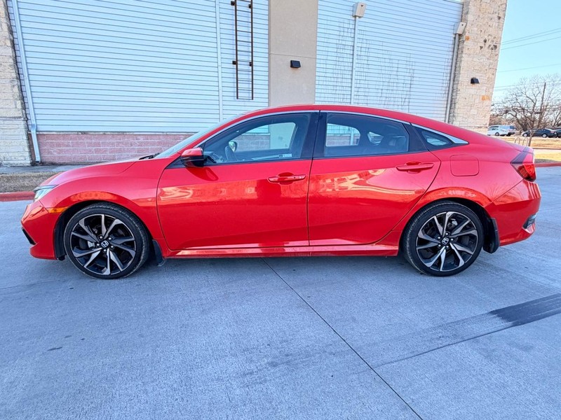 Honda Civic Vehicle Full-screen Gallery Image 03