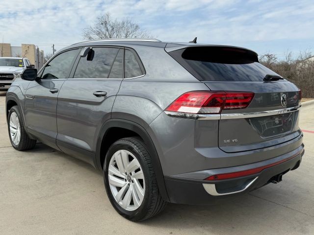 Volkswagen Atlas Cross Sport Vehicle Full-screen Gallery Image 04
