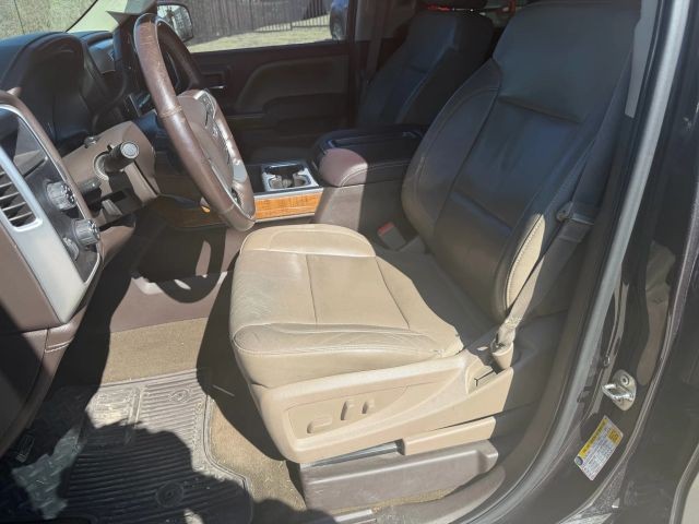 GMC Sierra 1500 Vehicle Full-screen Gallery Image 12