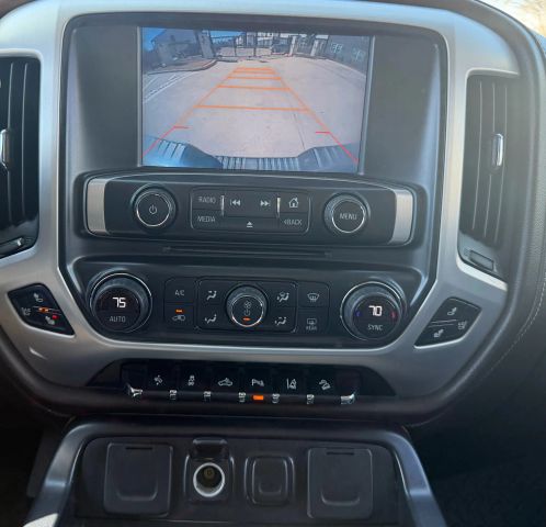 GMC Sierra 1500 Vehicle Full-screen Gallery Image 14