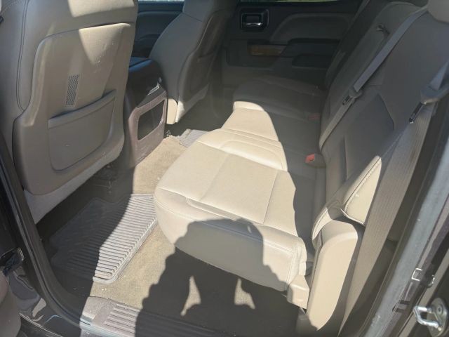 GMC Sierra 1500 Vehicle Full-screen Gallery Image 16