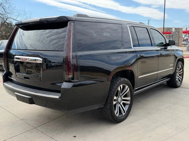 GMC Yukon XL Vehicle Full-screen Gallery Image 06