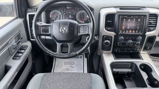 Ram 1500 Vehicle Full-screen Gallery Image 07