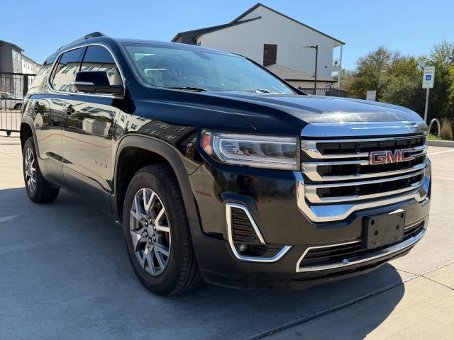 GMC Acadia Vehicle Full-screen Gallery Image 08