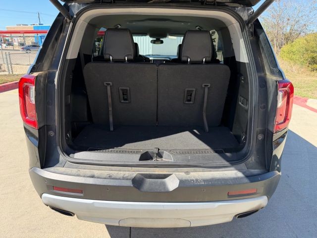 GMC Acadia Vehicle Full-screen Gallery Image 21