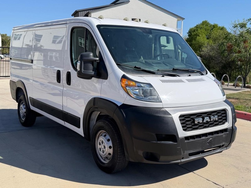 Ram ProMaster Cargo Van Vehicle Full-screen Gallery Image 08
