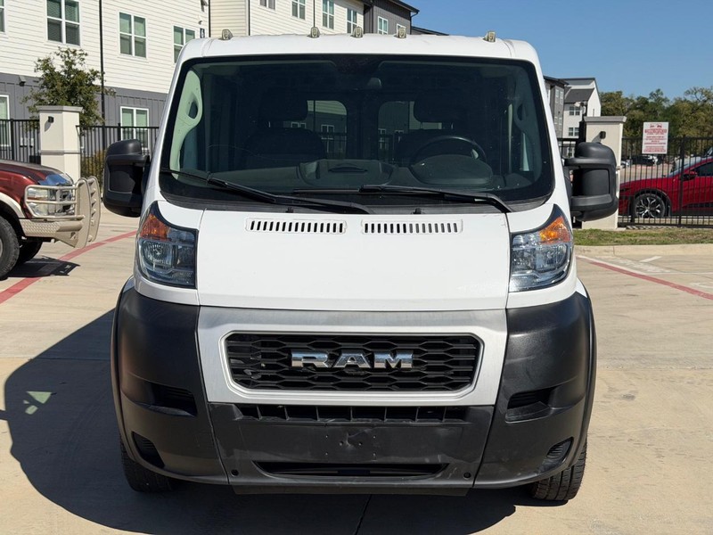 Ram ProMaster Cargo Van Vehicle Full-screen Gallery Image 09