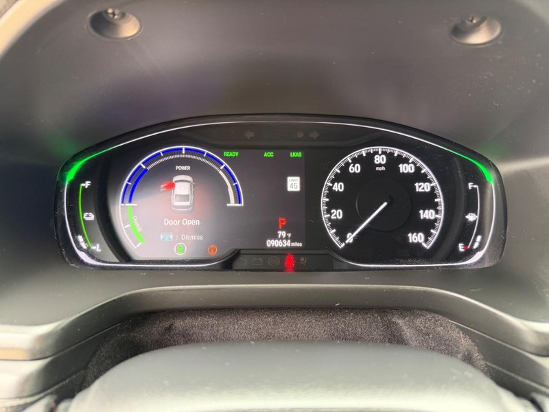 Honda Insight Vehicle Full-screen Gallery Image 13