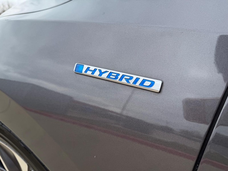 Honda Insight Vehicle Full-screen Gallery Image 22