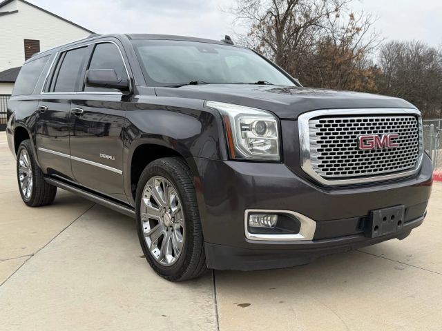 GMC Yukon XL Vehicle Full-screen Gallery Image 08