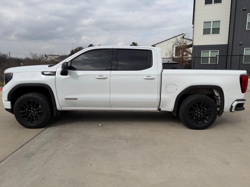 GMC Sierra 150 Vehicle Full-screen Gallery Image 03